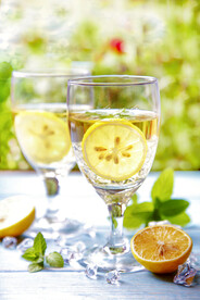 冰凉柠檬水饮品