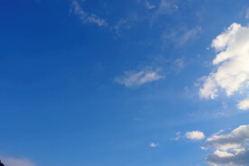 蓝天白云