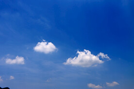 蓝天白云