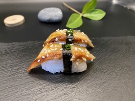 鳗鱼寿司