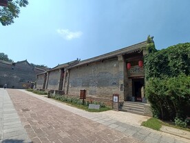 康百万庄园景区栈房区外景