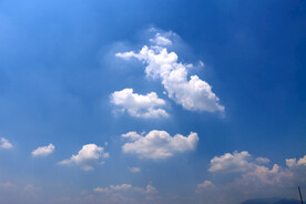 蓝天白云