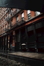 户外暗调城市建筑