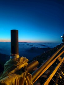 五台山东台顶日出
