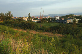 小城与远山