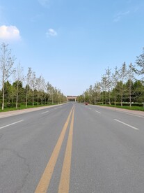  沥青路