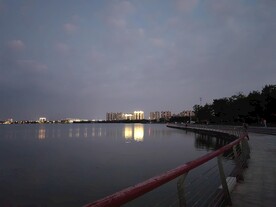 湿地公园观光步道夜景
