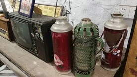 老式电视机  水壶  