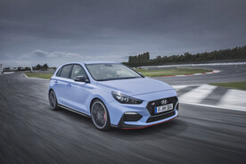 hyundai i30n 蓝色