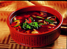 红油烧肥肠