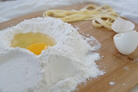 鸡蛋面粉