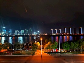 夜色下的城市美景