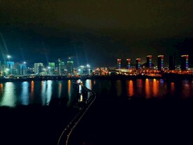 夜色下的城市美景