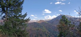 松鸣岩风景