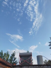 房顶天空