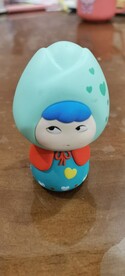 蘑菇头小姑娘