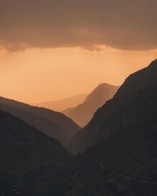 山间