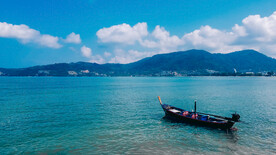 海边船只