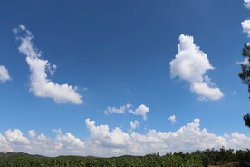 蓝天白云