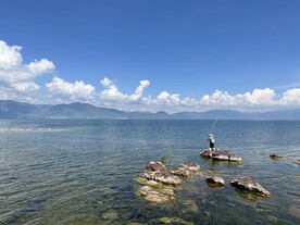 宁静的湖