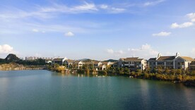 天然湖