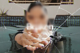 PS破碎镜子效果样机