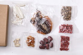 墨鱼牛蒡炖鸡脚汤