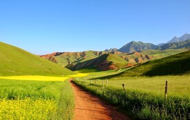 祁连卓尔山