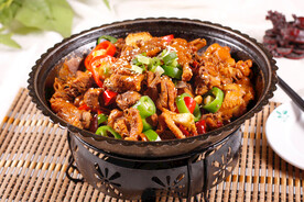 铁锅炖柴鸡