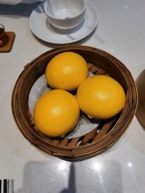 蛋黄流沙包