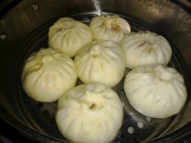 蒸包子