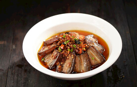 豆辣蒸腊肉