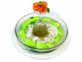 海鲜菠萝船