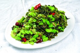 雪菜炒蚕豆