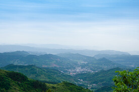 群山