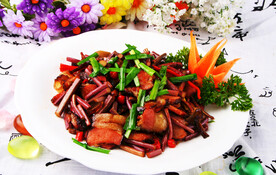 野山菌炒腊肉
