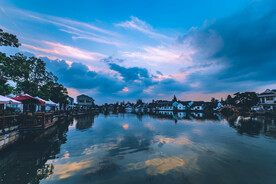 复古旅游城市
