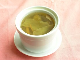 天麻炖乳鸽