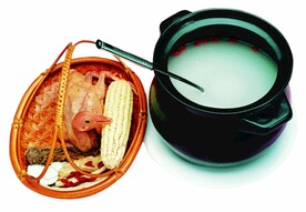 鲜玉米炖老鸽