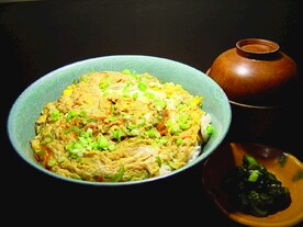 鸡肉盖饭