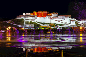 西藏拉萨布达拉宫广场音乐喷泉