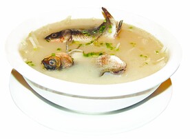 鲫鱼萝卜丝汤