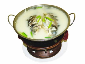 萝卜丝鲫鱼