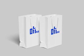 纸质白色购物袋手提袋PSD样机