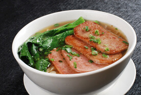 火腿餐肉公仔面