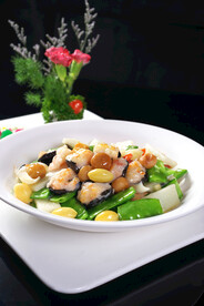 翡翠百合酿秋耳