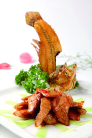 鲜露生煎加州鲈鱼