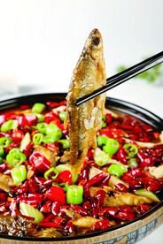 信阳白条烩酸菜