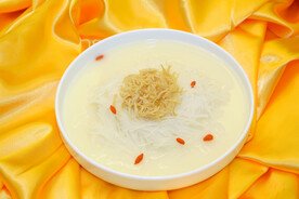 瑶柱奶汤象牙白