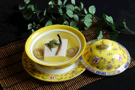 虫草绿茶炖豆腐